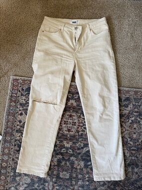 PAIGE Off-White Straight Leg Jeans with Knee Rip